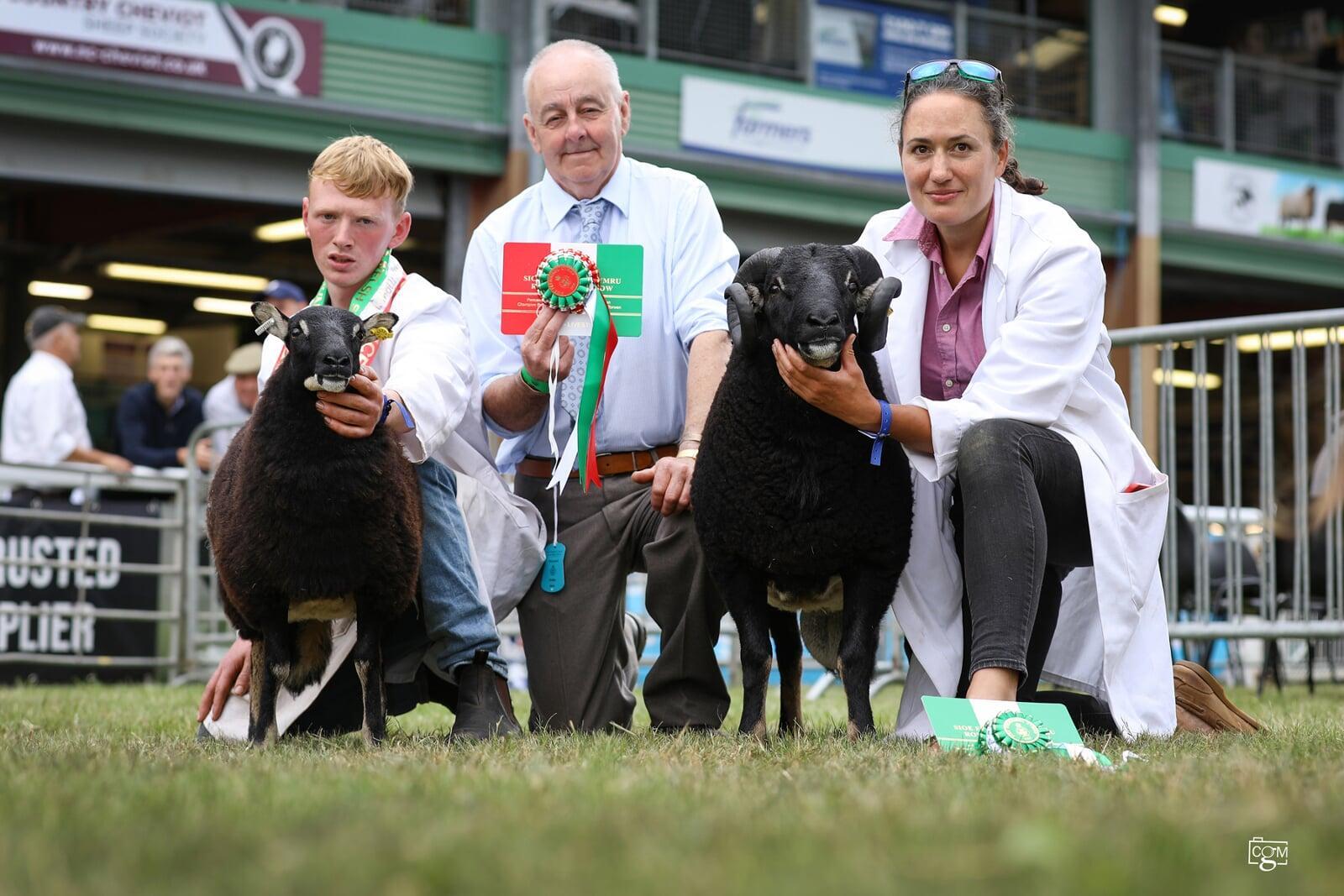 Torwen Champions Judge Hefin Thomas